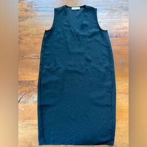 Everlane black shift dress v-neck with pockets Size 0
